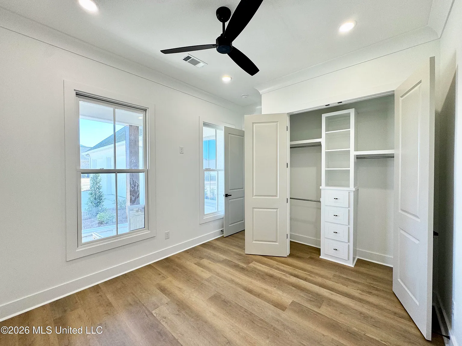 115 Genoa Drive — photo 36
