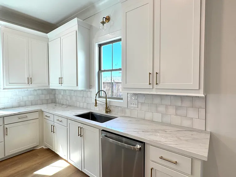 115 Genoa Drive — photo 11