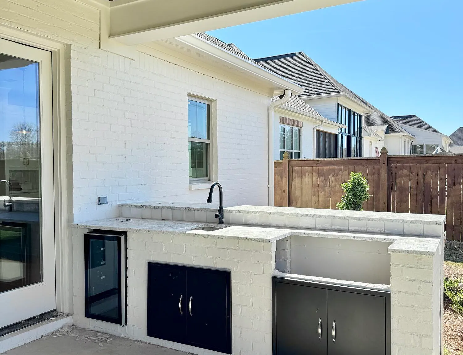 115 Genoa Drive — photo 3